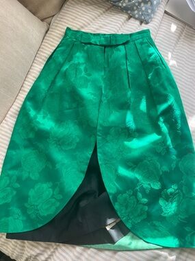 Incredible vintage Emerald Floral Jacquard Tulip Skirt